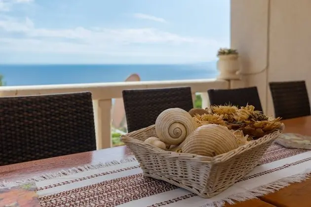 Comfort Apart Daire, 4 Yatak Odası, Kişiye Özel Havuzlu, Deniz Manzaralı