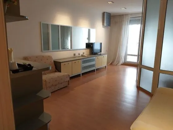 Standard Apart Daire, 1 Yatak Odası, Balkon, Park Manzaralı