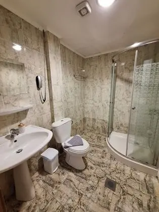 Stüdyo, Havuz Manzaralı