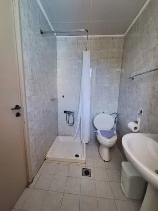 Stüdyo, Havuz Manzaralı
