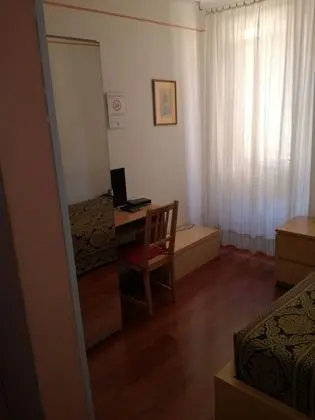 Tek Büyük Yataklı Oda, 1 Büyük (Queen) Boy Yatak