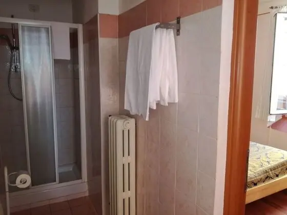 Tek Büyük Yataklı Oda, 1 Büyük (Queen) Boy Yatak