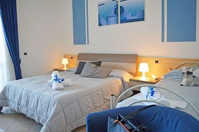 Standard Üç Kişilik Oda, Balkon