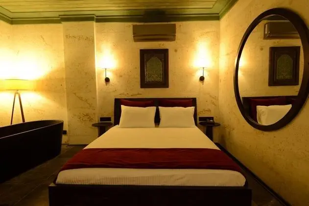 King Suite, Vadi Manzaralı, Küvetli