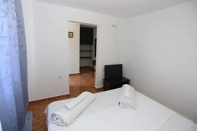 Comfort Üç Kişilik Oda, Balkon, Bahçe Manzaralı