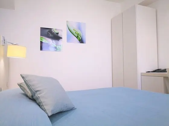 Tek Büyük Yataklı Oda, Veranda