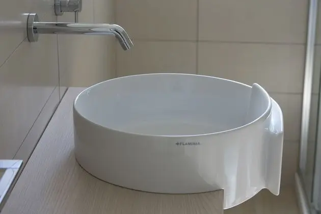 Tek Büyük Yataklı Oda, Veranda