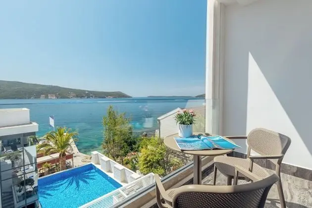 Standard Tek Büyük Yataklı Oda, Bahçe Manzaralı