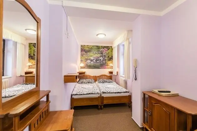 Classic Tek Büyük veya İki Ayrı Yataklı Oda