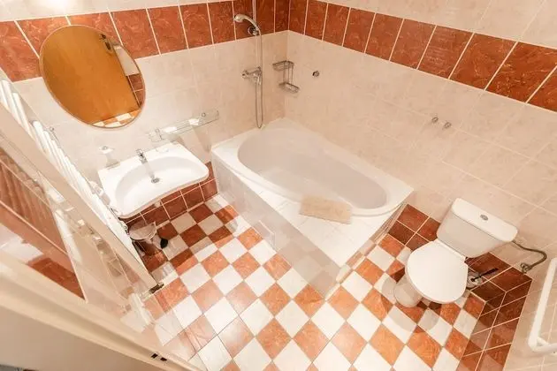 Classic Tek Büyük veya İki Ayrı Yataklı Oda