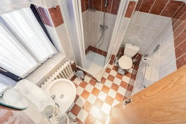 Classic Tek Büyük veya İki Ayrı Yataklı Oda