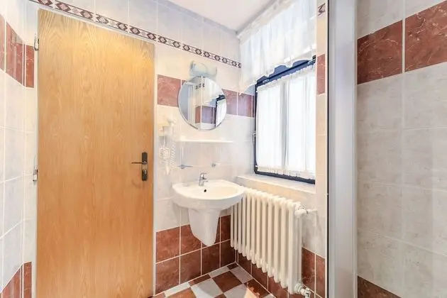 Classic Tek Büyük veya İki Ayrı Yataklı Oda