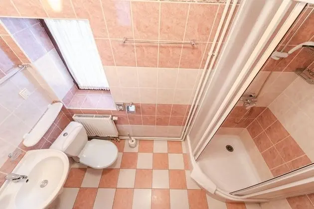 Classic Tek Büyük veya İki Ayrı Yataklı Oda