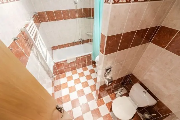 Classic Üç Kişilik Oda