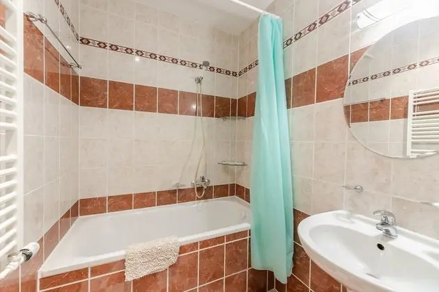 Classic Üç Kişilik Oda