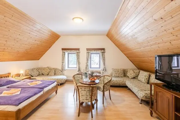 Family Dört Kişilik Oda