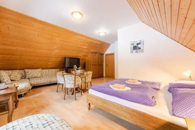 Family Dört Kişilik Oda