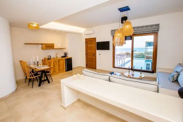 Grand Süit, Deniz Manzaralı (Indoor jetted tub/private jetted pool)