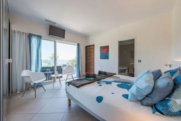 Deluxe Tek Büyük Yataklı Oda, Deniz Manzaralı (Amber)