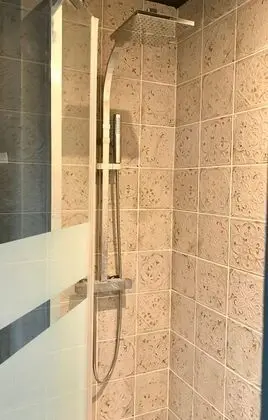 Apart Daire, Banyolu/Duşlu (L' Ecrin)