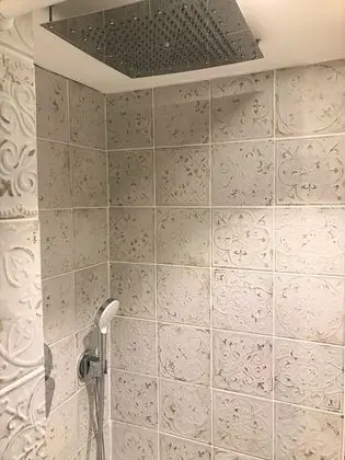 Apart Daire, Banyolu/Duşlu (La Maison de Poupée )