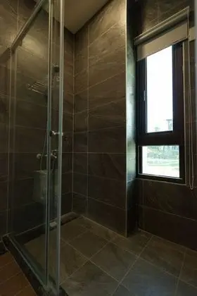 Deluxe Tek Büyük Yataklı Oda, Göl Manzaralı