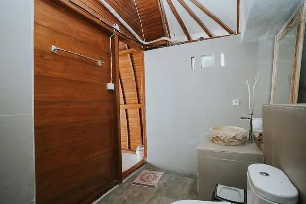 Traditional Tek Büyük Yataklı Oda