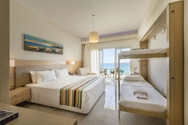 Family Oda, Deniz Manzaralı
