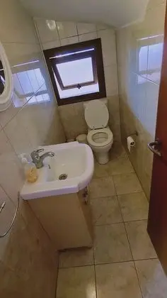 Ev