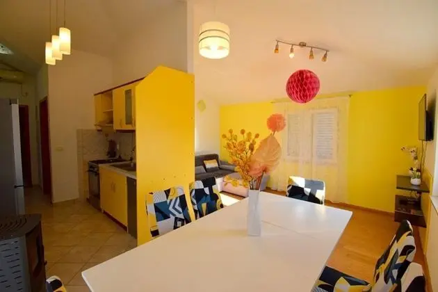 Apart Daire (Pero - free parking - A1- Žuti (4+2))