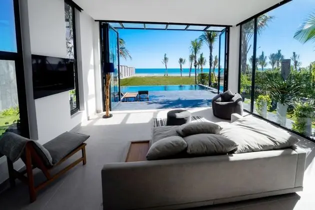 Villa (3 BR Beach Front)
