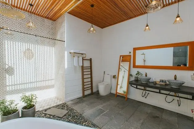 Villa With Sea View (2 Adults)