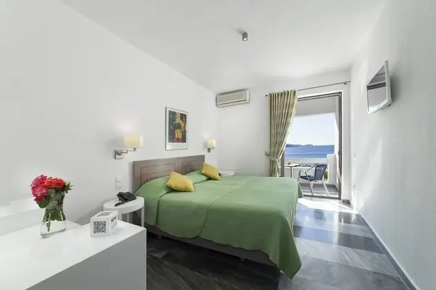 Standard Oda, Deniz Manzaralı (Pool Floor)