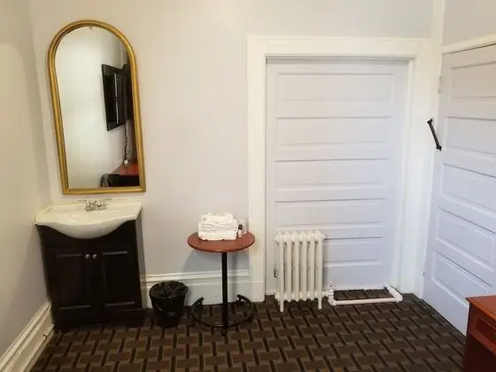 Standard Oda, 1 Çift Kişilik Yatak, Ortak Banyo