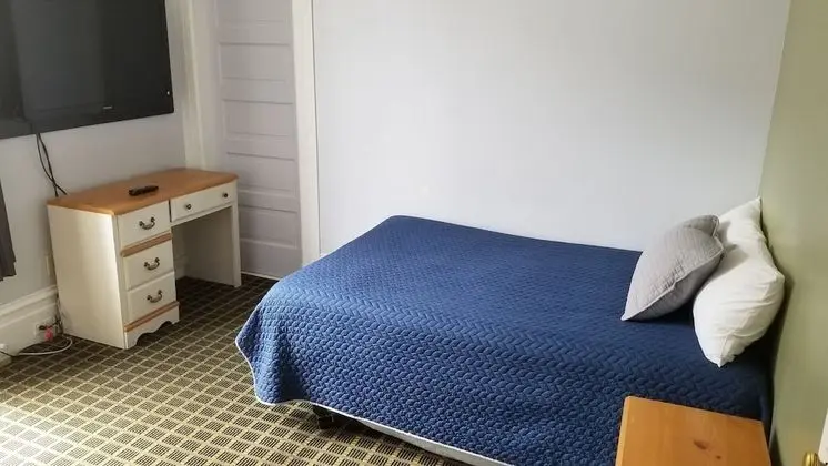 Standard Oda, 1 Çift Kişilik Yatak, Ortak Banyo