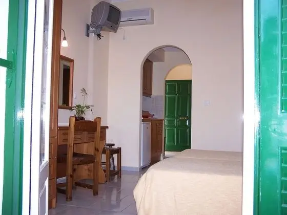 Superior Tek Büyük veya İki Ayrı Yataklı Oda (For 3)