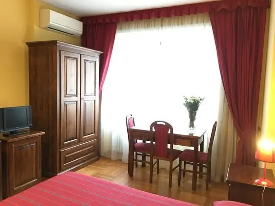 Tek Büyük Yataklı Oda, 1 Büyük (Queen) Boy Yatak, Özel Banyo