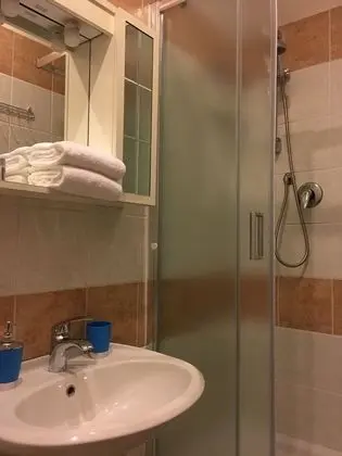 Tek Büyük Yataklı Oda, 1 Büyük (Queen) Boy Yatak, Özel Banyo