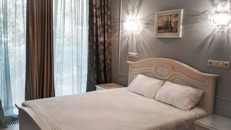 Comfort Tek Büyük Yataklı Oda