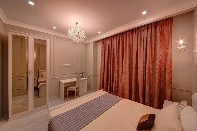 Comfort Tek Büyük Yataklı Oda