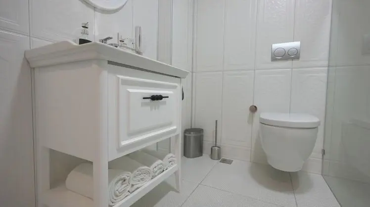 Deluxe Oda, Bahçe veya Sokak Manzaralı, Büyük Yataklı