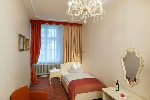 Deluxe Tek Kişilik Oda