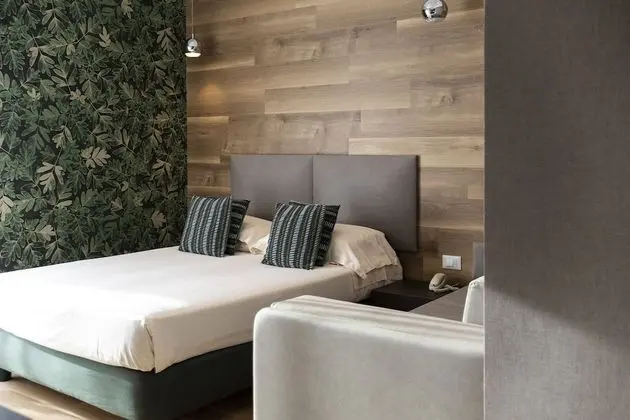 Deluxe Dört Kişilik Oda