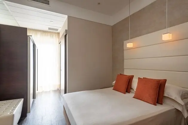 Deluxe Üç Kişilik Oda