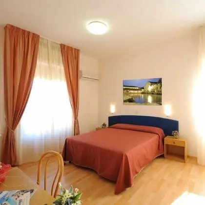 Standard Tek Büyük veya İki Ayrı Yataklı Oda