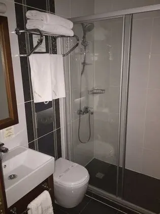Economy Üç Kişilik Oda
