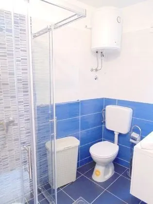 Economy Tek Büyük Yataklı Oda