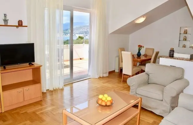 Apart Daire, 2 Yatak Odası, Balkon