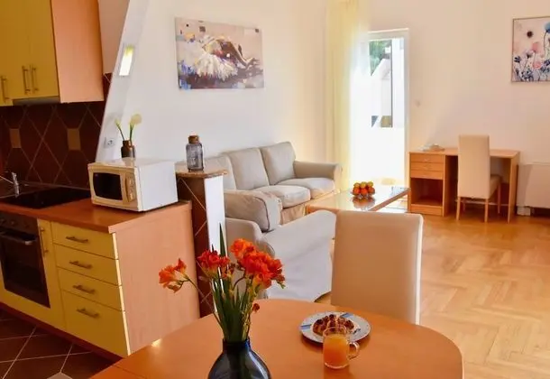 Apart Daire, 2 Yatak Odası, Balkon