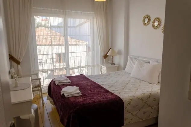 Standart Oda, Bahçe Manzaralı, Balkonlu